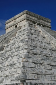 Highlight unseres Reiseberichts: Der Maya Tempel Chichen Itza © Claudia Huldi / pixelio.de