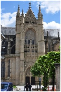 Die Kathedrale St. Etienne in Limoges.